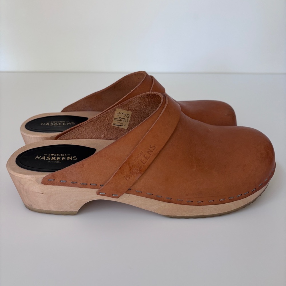 Swedish Hasbeens Tan Leather Clogs